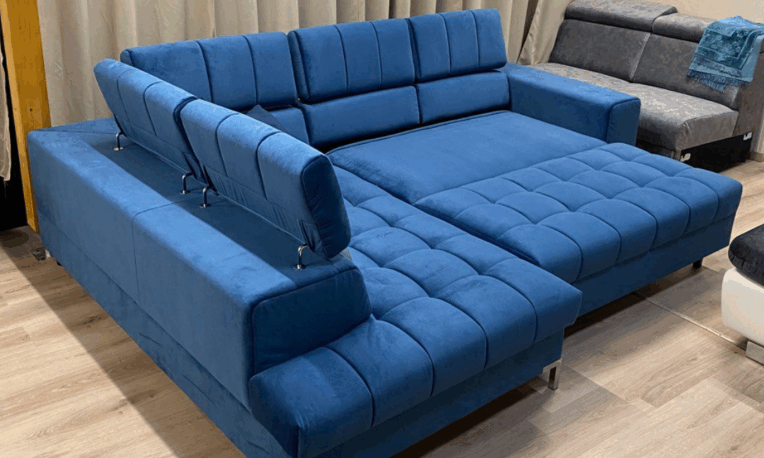 COLUMBIA – Image 13